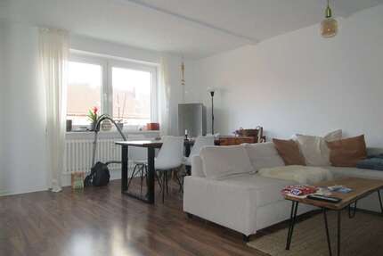 Wohnung zum Kaufen in Kiel 179.000,00 € 75.35 m²