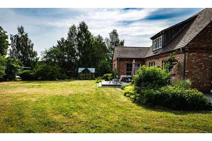 Haus zum Kaufen in Großwoltersdorf Buchholz 899.000,00 € 200.84 m² - Großwoltersdorf / Buchholz