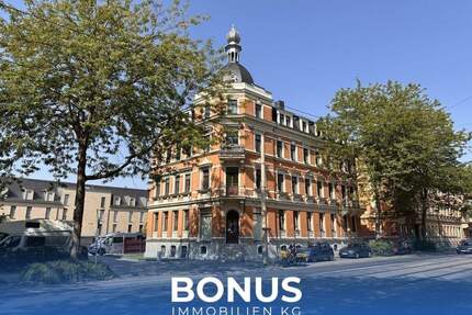 Stilvoll kernsanierte 2-Zimmer-Altbauwohnung im Denkmal - moderner Komfort inklusive EBK - Dresden / Pieschen-Nord/Trachenberge