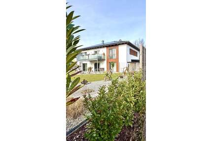 Haus zum Kaufen in Osterhofen 888.800,00 € 237 m²