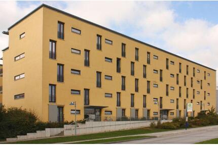 16008111110 kleine Zweizimmerwohnung im zweiten Obergeschoß mit Balkon - Wiesbaden Dotzheim
