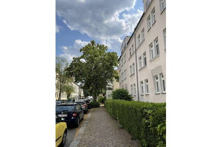 Frisch renovierte 3 Raum Wohnung, neue EBK, Stellplatz, grüne Lage, perfekter Grundriss - Leipzig Paunsdorf