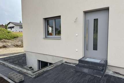 Wohnung zum Mieten in Ottenhofen 900,00 € 50 m²