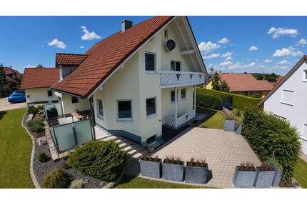 Haus zum Kaufen in Lauterhofen 499.000,00 € 200 m²