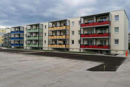 Wohnung zum Mieten in Weißwasser 403,50 € 49.02 m²