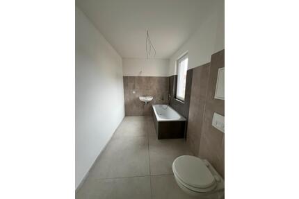 2 Zimmerwohnung in Erdgeschoss - 800,00&nbsp;EUR Kaltmiete, ca.&nbsp; 55,00&nbsp;m&sup2; in Zwingenberg (PLZ: 64673)