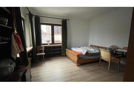 Zimmer in Frauen WG - 560,00&nbsp;EUR Kaltmiete, ca.&nbsp; 25,00&nbsp;m&sup2; in Heidelberg (PLZ: 69124) Kirchheim
