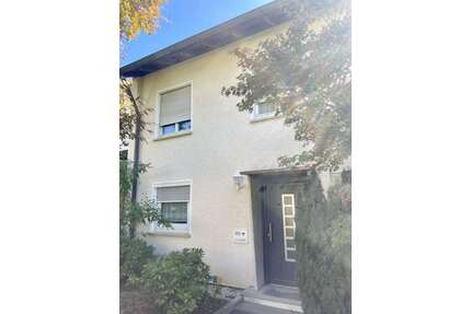 Haus zum Kaufen in Esslingen 465.000,00 € 120 m²