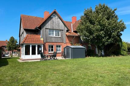 Große renovierte Obergeschosswohnung mit Südbalkon - Fehmarn