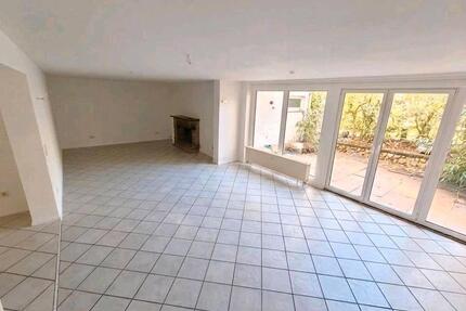 Wohnung mit Terrasse - 840,00&nbsp;EUR Kaltmiete, ca.&nbsp; 93,00&nbsp;m&sup2; in Bad Ems (PLZ: 56130)