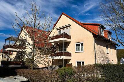 Herrliche 2-Zimmer-Eigentumswohnung mit Sonnenbalkon in Toplage von Kaufungen