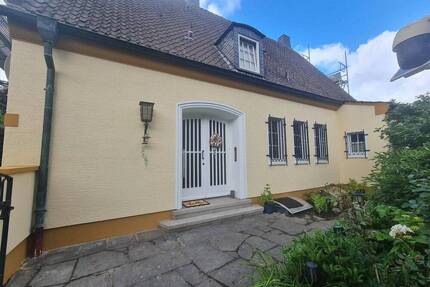 Familienparadies - großzügiges EFH mit traumhaftem Garten - Duisburg Hochemmerich
