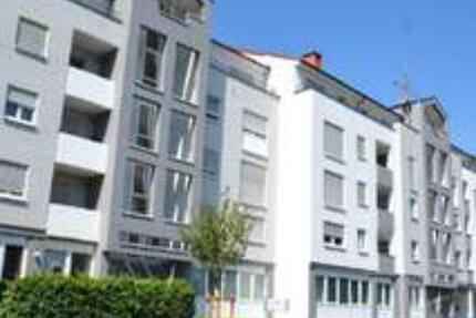 Großzügige 4-Zimmer Wohnung mit Balkon in ruhiger Lage von FFM Unterliederbach - Frankfurt am Main