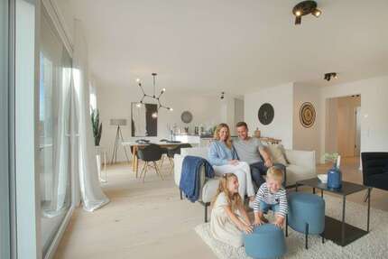 Wohnung zum Kaufen in Düsseldorf 710.000,00 € 109.37 m²