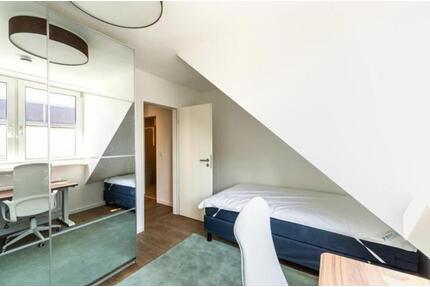 Renoviert WG in Ramersdorf - 670,00&nbsp;EUR Kaltmiete, ca.&nbsp; 13,00&nbsp;m&sup2; in München (PLZ: 81549) Ramersdorf-Perlach