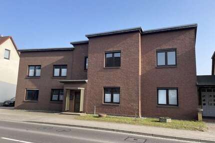 Haus zum Kaufen in Goldberg 168.000,00 € 215 m²