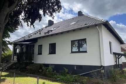 Modernisierte 4-Zi DG Wohnung 78 qm WF (Energieeffizienz B) - Uetze