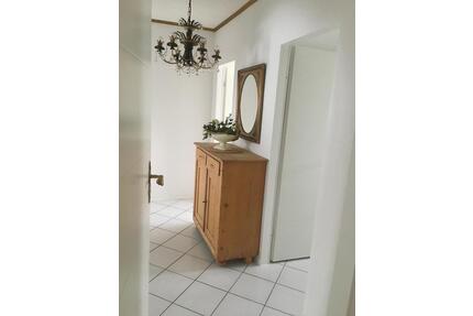 Möblierte Wohnung in Limburg nahe der A3 und ICE Bahnhof - Limburg an der Lahn Lindenholzhausen