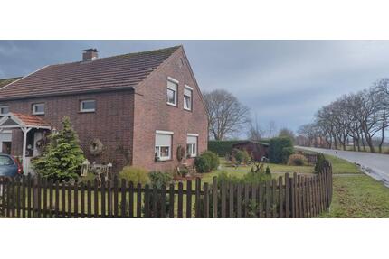 Haushälfte mit großzügigem Garten - Wittmund