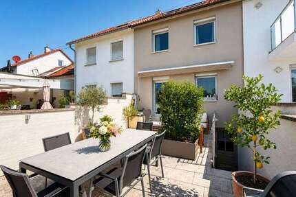 Haus zum Kaufen in Metzingen 418.000,00 € 92 m²