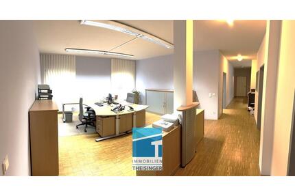 Helle Büro, Praxisräume in IN, Donaustraße mit Lift. Parken vor dem Gebäude mit Parkschein möglich! - Ingolstadt