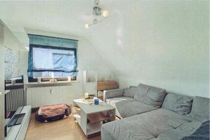 2,5 - Zimmer - DG-Wohnung in Zentraler Lage von Bruchköbel - Hanau