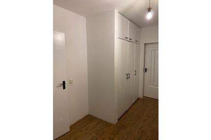 „2-Zimmer-Wohnung zu vermieten. - Duisburg Hamborn