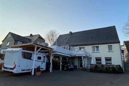 Klima-Neutral wohnen in Altenbüren! 2.093 € Kaltmiet-Einnahme mtl.! - Brilon