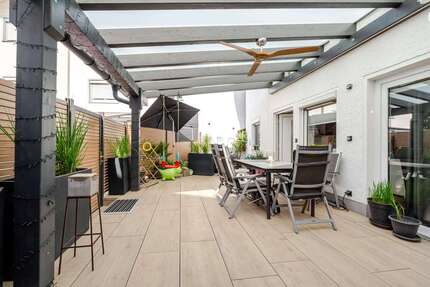 Haus zum Kaufen in Straubing 389.000,00 € 130.86 m²