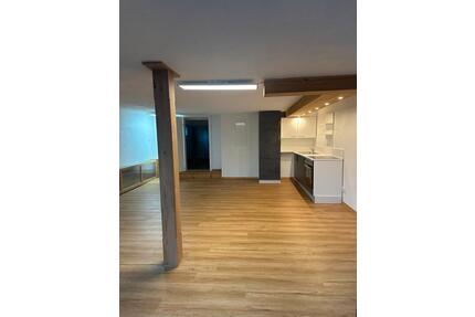 Attraktive Single Wohnung zu vermieten - Nassenfels