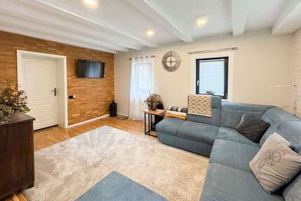 Haus zum Kaufen in Neudrossenfeld 199.000,00 € 131.04 m²