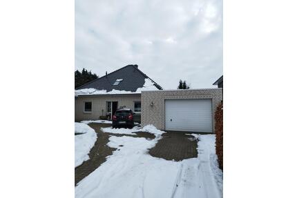 Gepflegter Bungalow mit Garage in Dinklage