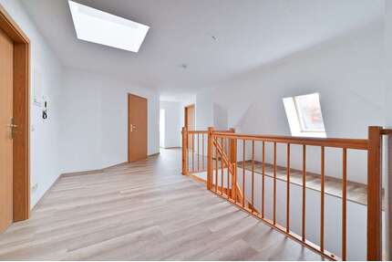 Wohnung zum Mieten in Zwickau 483,00 € 96.57 m²