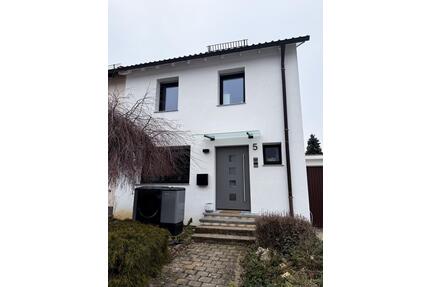 Modernisierte Doppelhaushälfte im Grünen - Affalterbach