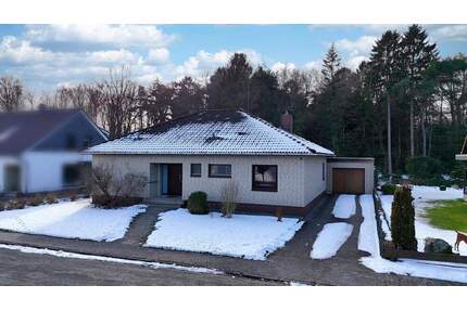 Freistehender Bungalow mit Waldgrundstück in Schiffdorf-Sellstedt