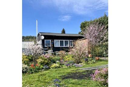 Garten mit hochwertigem Gartenhaus - Eigentumsland - Ilmenau Oberpörlitz