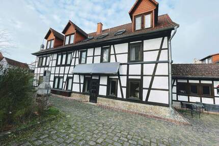 Wohngebäude und Pension - Perfekt für Wohnen + Einnahmen - Bad Langensalza OT Aschara