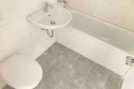 Wohnung zum Mieten in Magdeburg 289,00 € 32.04 m²