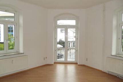 Helle und großzügig geschnittene 3 Raumwohnung ab März 2026 in Coswig zu vermieten