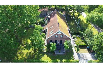 Historischer Resthof mit moderner Architektur Idyllische Alleinlage in Rhede (Ems)
