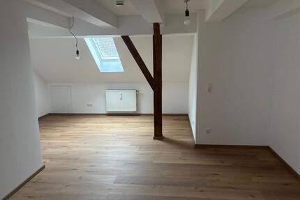 3,5-Zimmer-DG-Wohnung in zentraler Lage von Triftern zu vermieten - Kößlarn