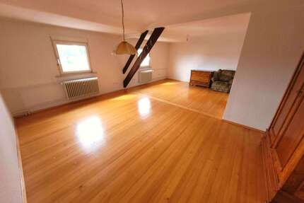 Haus zum Kaufen in Wörth am Rhein 530.000,00 € 514 m²