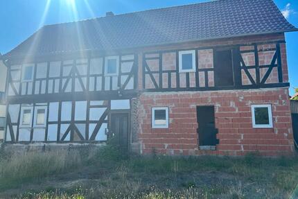 Mehrfamilienhaus In Germerode - 40.000,00&nbsp;EUR Kaufpreis, ca.&nbsp; 130,00&nbsp;m&sup2; in Meißner (PLZ: 37290)