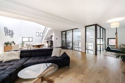 Moderne Architektur trifft Fachwerk - Wohnkomfort und viel Platz im alten Ortskern von Eschbach - Usingen / Eschbach