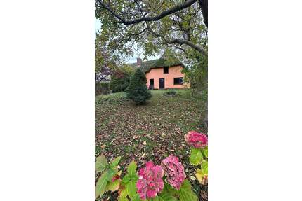 AHRENSHOOP: Ein Haus mit Geschichte zwischen Bodden und Ostsee