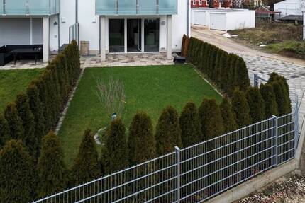 Neubau Erstbezug: Traumhaft ausgestattete Gartenwohnung mit luxuriöser Einbauküche u.v.m. - Lauingen Donau