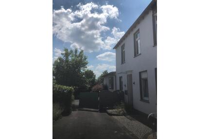 *** Haus in Haus *** mit eigenem Grundstück u.Garten !!! - Recklinghausen Hillerheide