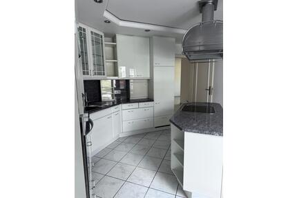 Traumhafte Wohnung mit Dachgarten - Remshalden