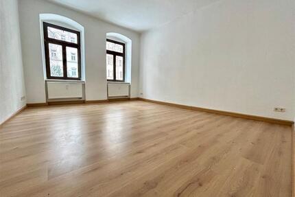 ** 1. MONAT KALTMIETFREI ** Whg. mit modernem Bad & Balkon !! - Chemnitz Ebersdorf