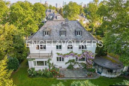Haus zum Kaufen in Frankfurt am Main 3.400.000,00 € 265 m²
